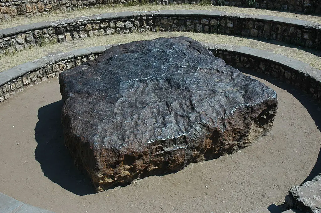 Hoba, el meteorito más grande jamás descubierto en la Tierra