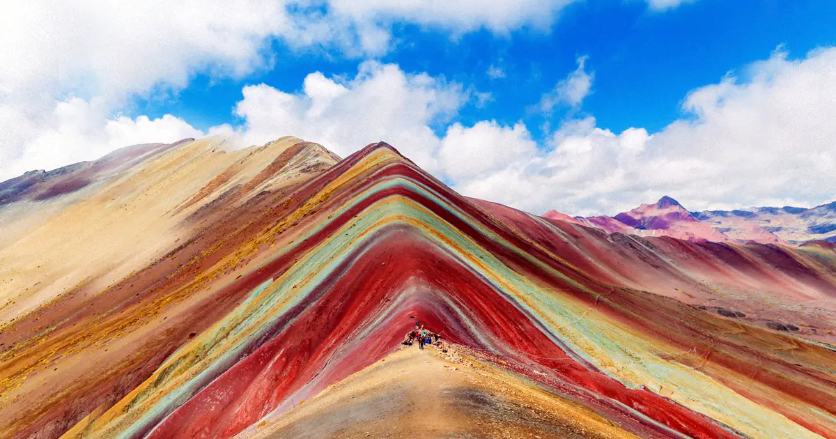 Vinicunca, la increíble Montaña Arcoíris que parece irreal -Revista Interesante