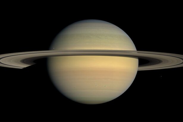 Saturno, el único planeta del Sistema Solar que flotaría en el agua