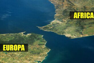 La Historia del Estrecho de Gibraltar: El canal marítimo que separa África de Europa y conecta el Atlántico con el Mediterráneo
