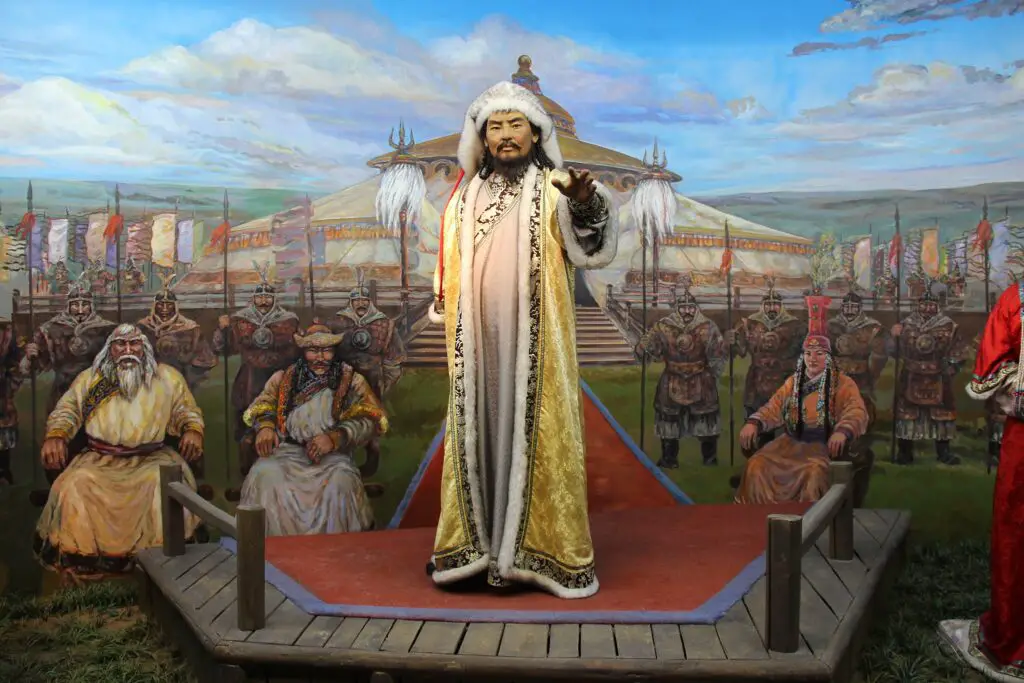 La historia de Ginghis Khan, el conquistador de las estepas.