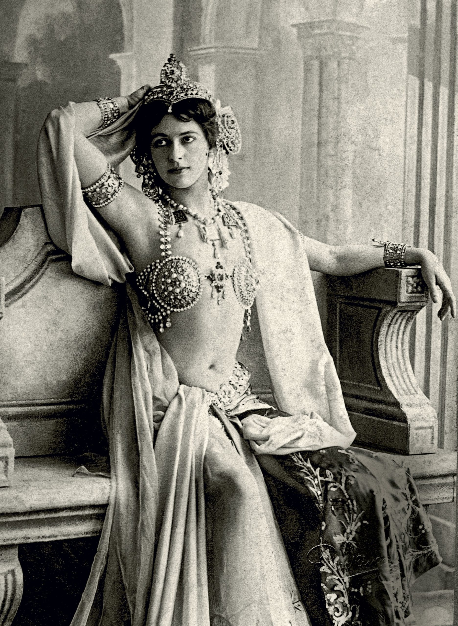 Curiosidades sobre Mata Hari, la bailarina exótica que se convirtió en espía en la Primera Guerra Mundial
