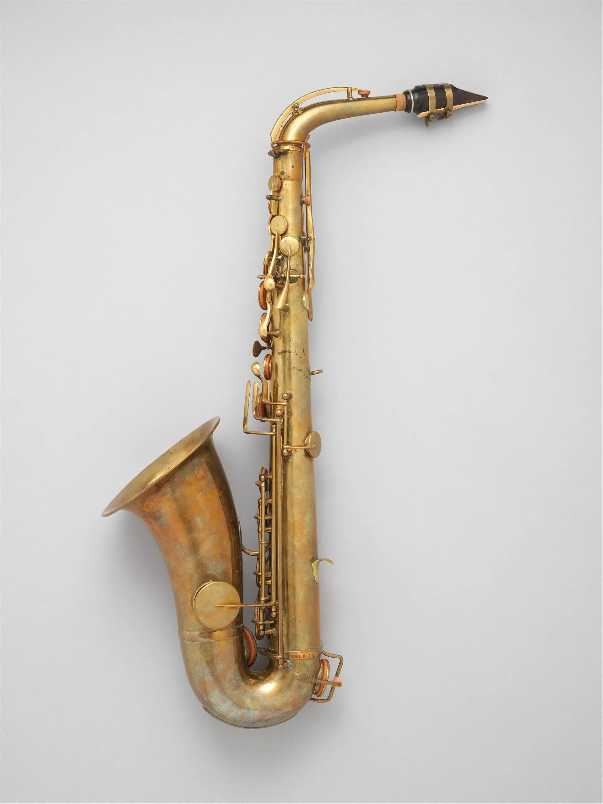 Adolphe Sax: el hombre que engañó a la muerte siete veces antes de inventar el saxofón