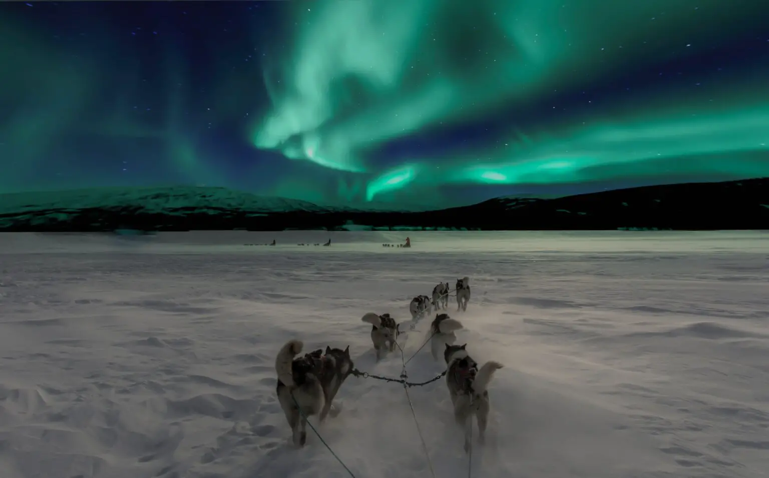 El origen del misterioso sonido de la aurora boreal