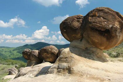 Los misteriosos trovantianos: lo que se sabe sobre las piedras "vivas" en Rumania -Revista Interesante