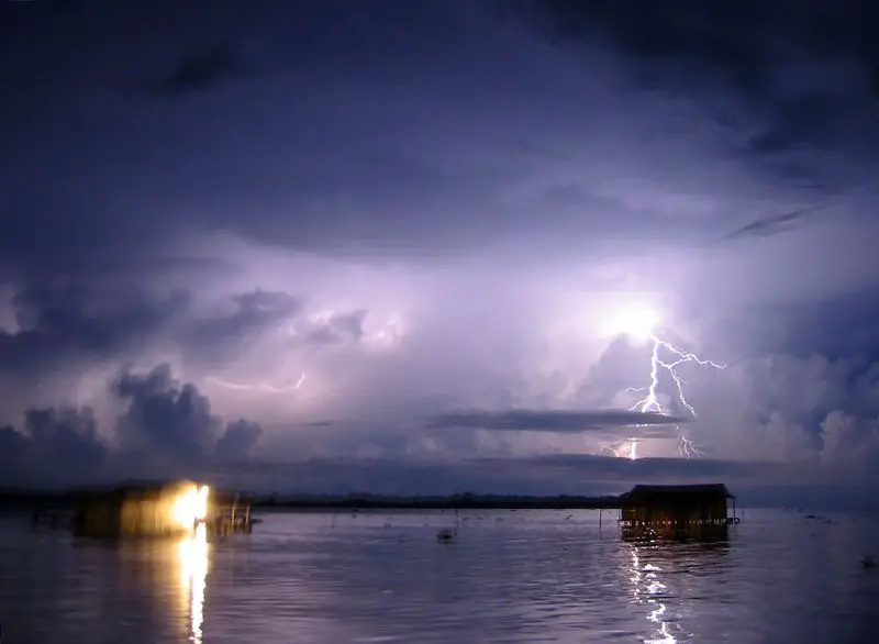Lago de Maracaibo en Venezuela, el lugar donde ocurren más rayos en el mundo