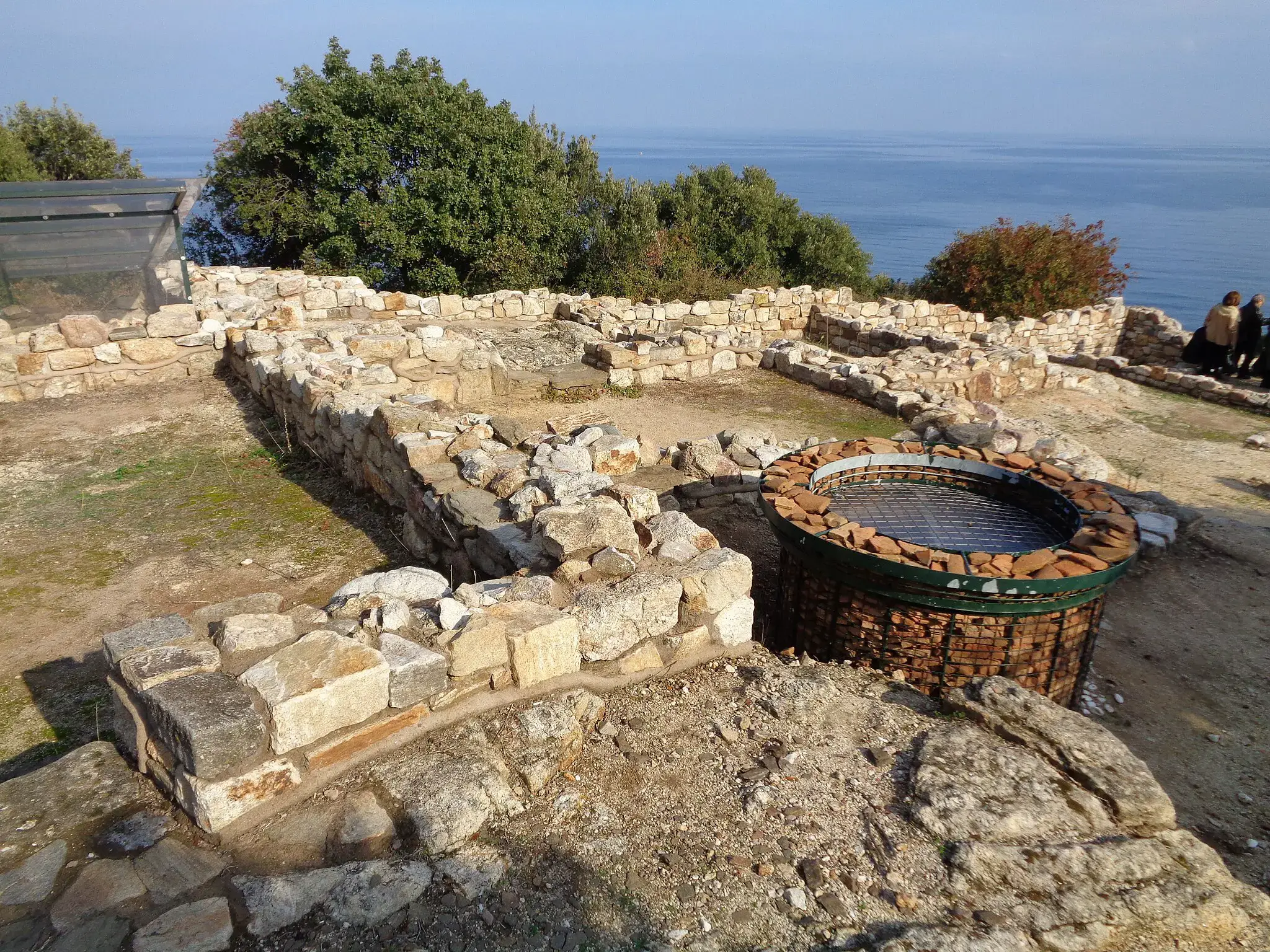 El último refugio del gran pensador: ¿Dónde está la supuesta tumba de Aristóteles?