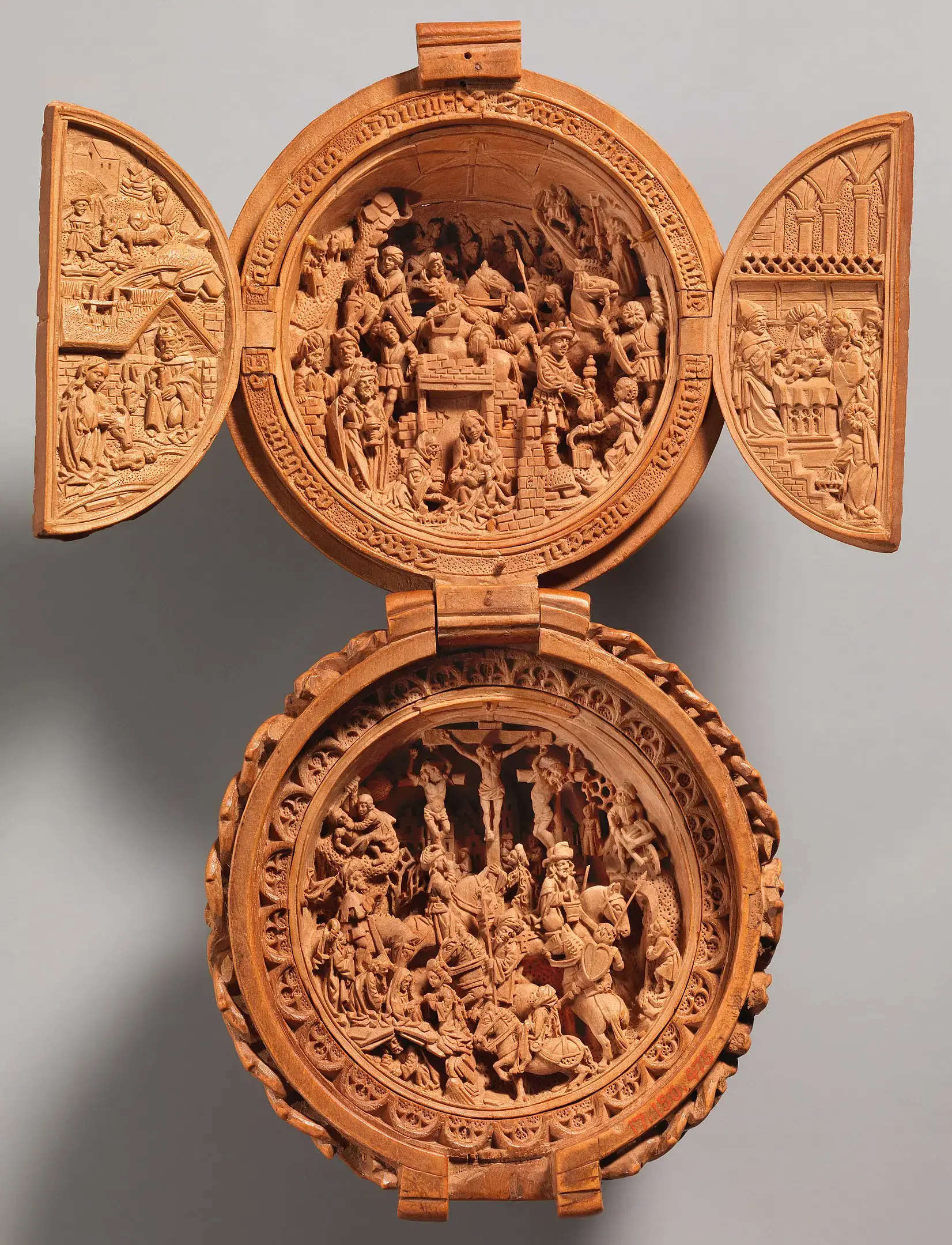 Maravillosas miniaturas talladas en madera: Son del siglo XVI y tienen un detalle increíble