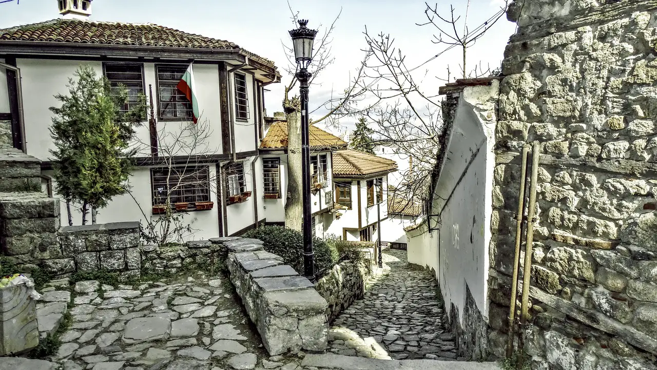 10 de las ciudades más antiguas que aún existen y están habitadas: De Irán a Bulgaria