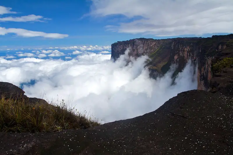 Monte Roraima: una de las formaciones geológicas naturales más impresionantes del mundo