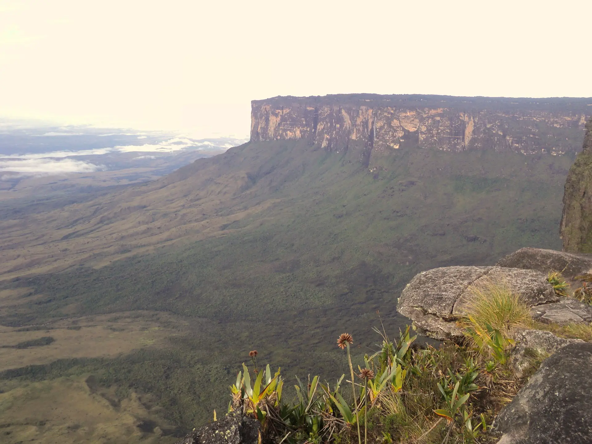 Monte Roraima: una de las formaciones geológicas naturales más impresionantes del mundo